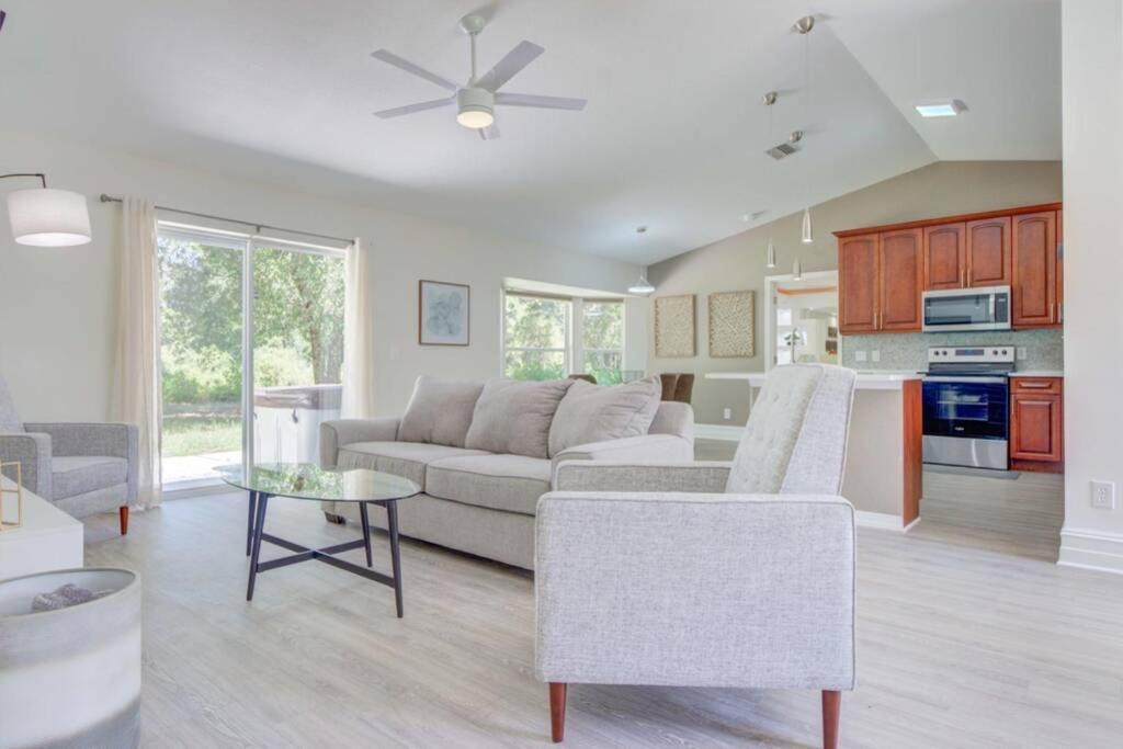 Hot Tub, Breakfast, Game Room, & Close To Beaches North Port Exteriör bild